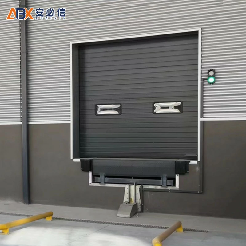 和田地区翻板提升门